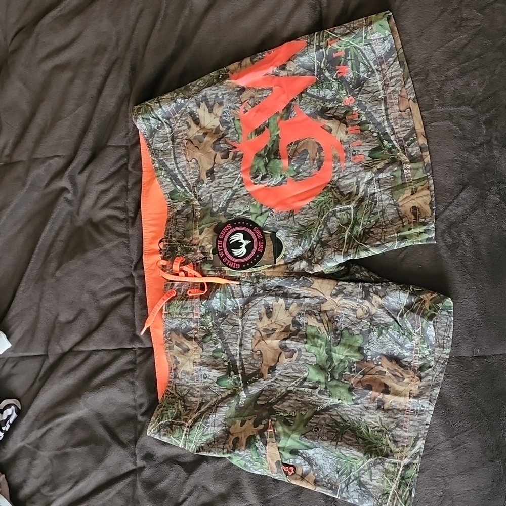 Mossy Oak, Size 1X 14-16,  Camo Girls With Guns, Swim Board Shorts NWT